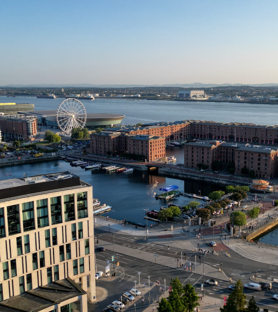 Albert Dock Area, Liverpool Albert Dock Area, Liverpool