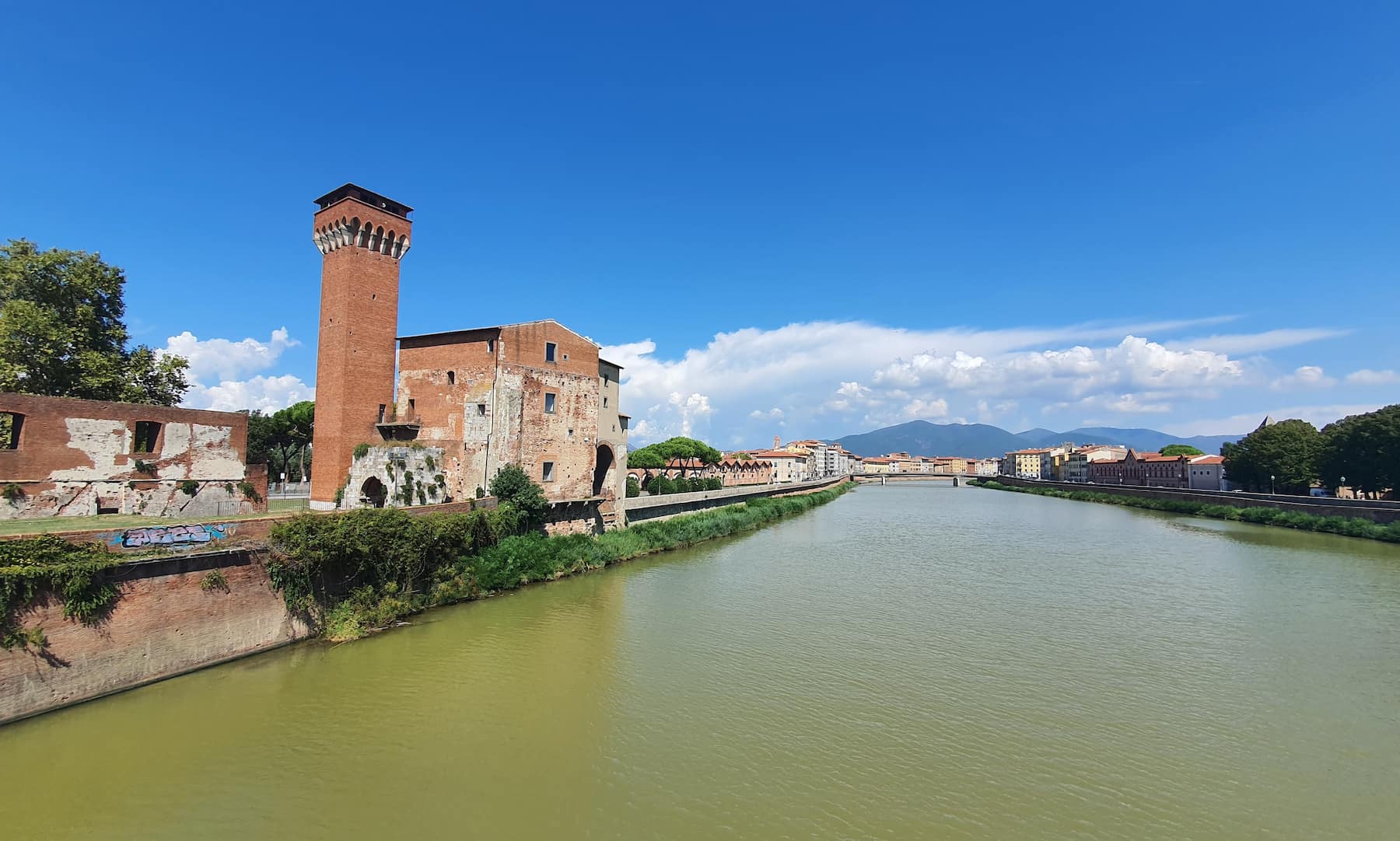 Arno River, Pisa Arno River, Pisa