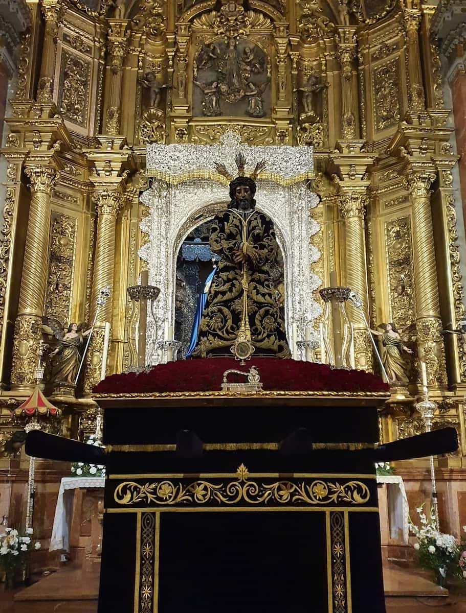 Basilica de la Macarena Basilica de la Macarena