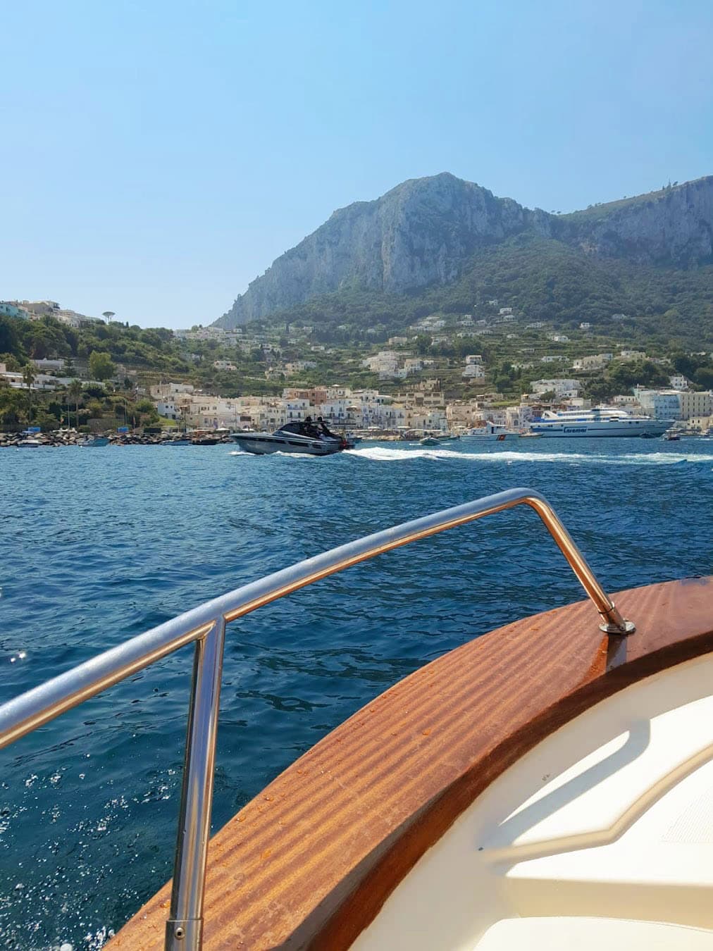 Capri Boat Trip, Italy Capri Boat Trip, Italy