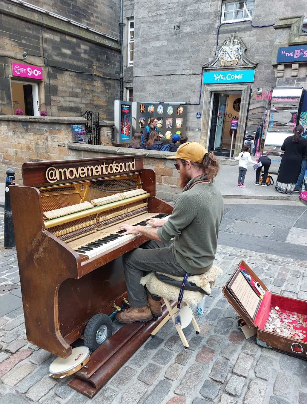 Edinburgh Festival Fringe Pianist Edinburgh Festival Fringe Pianist