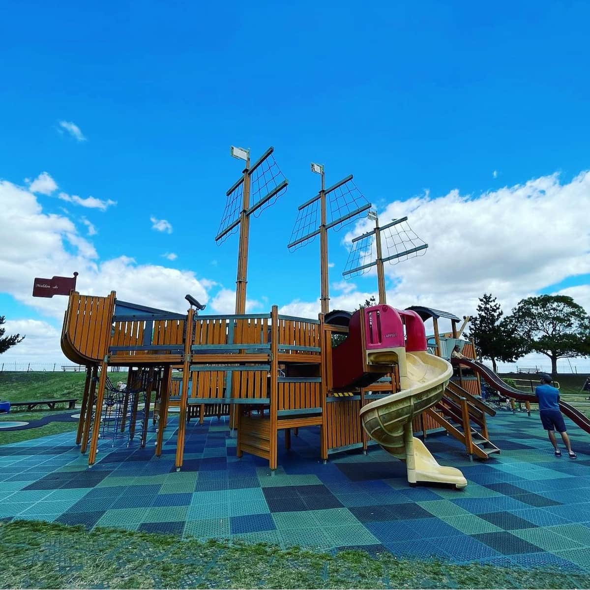 Essex: Promenade Park Essex: Promenade Park