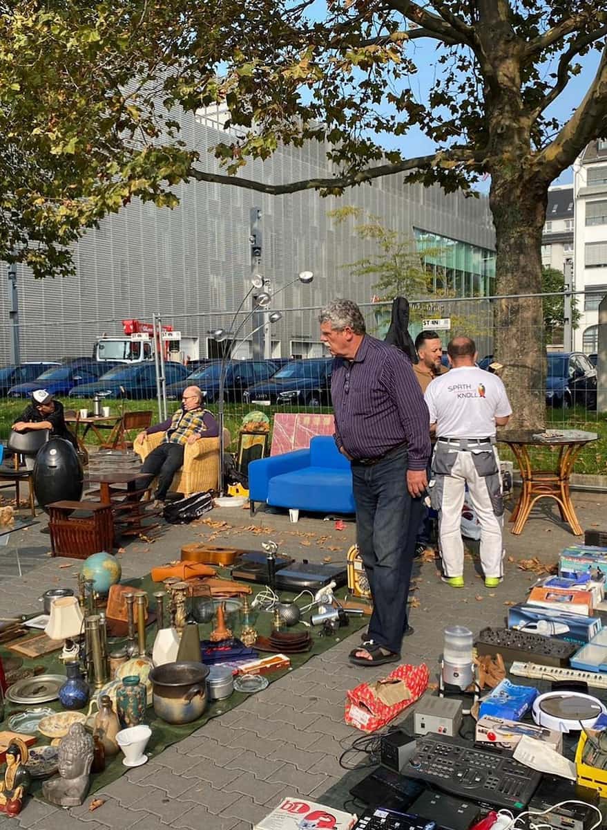 Frankfurt flea market Frankfurt flea market