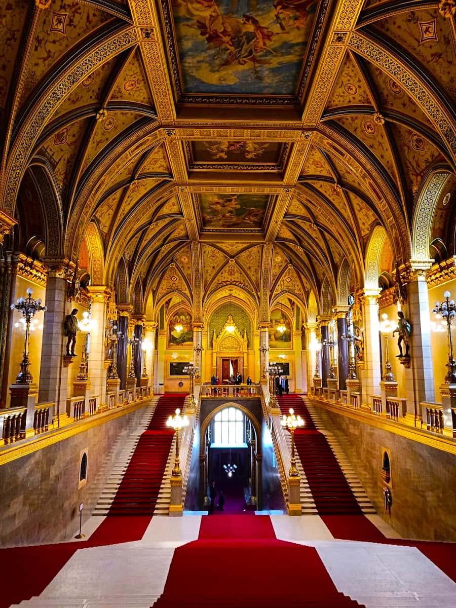 Hungarian Parliament Building, Budapest Hungarian Parliament Building, Budapest