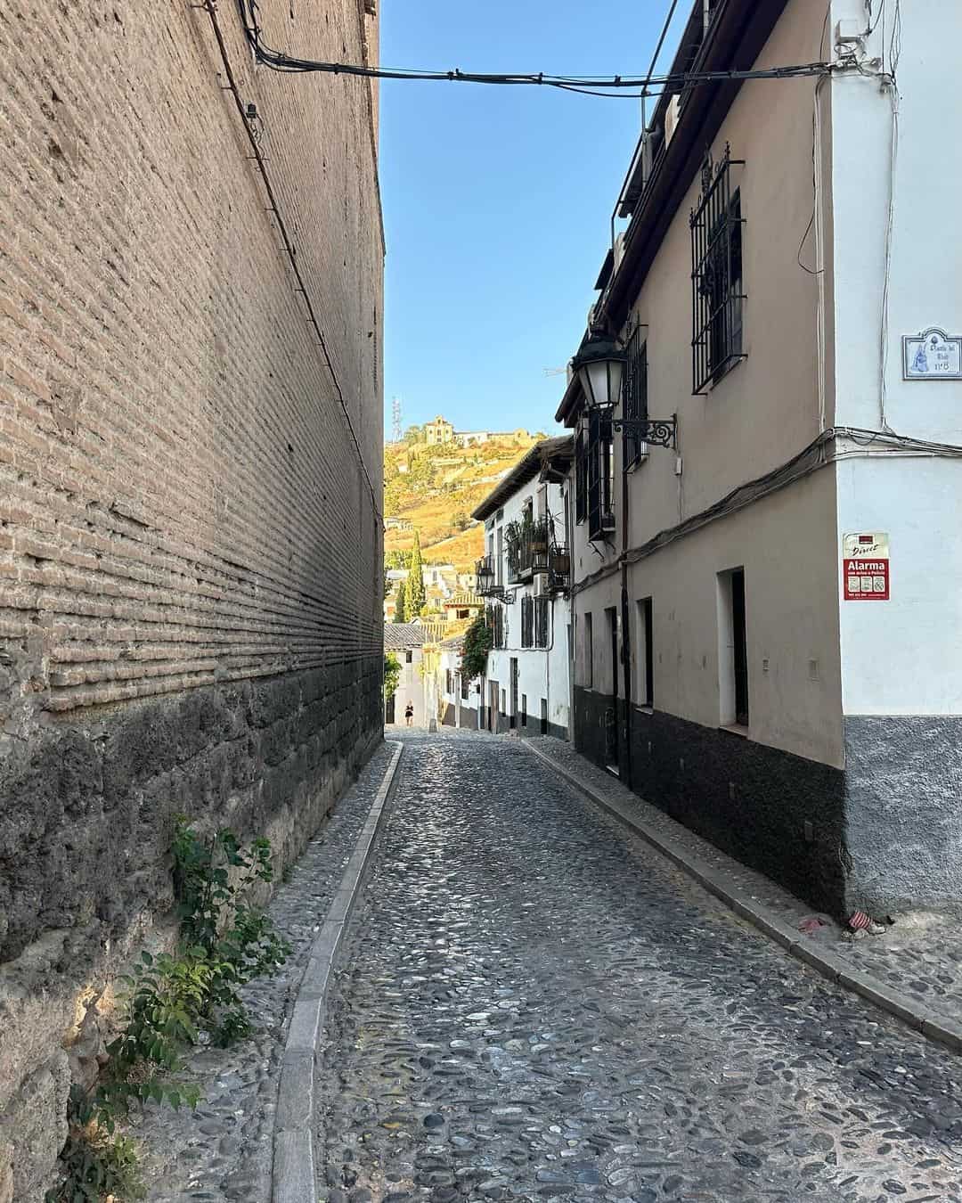 Inside City, Granada Inside City, Granada