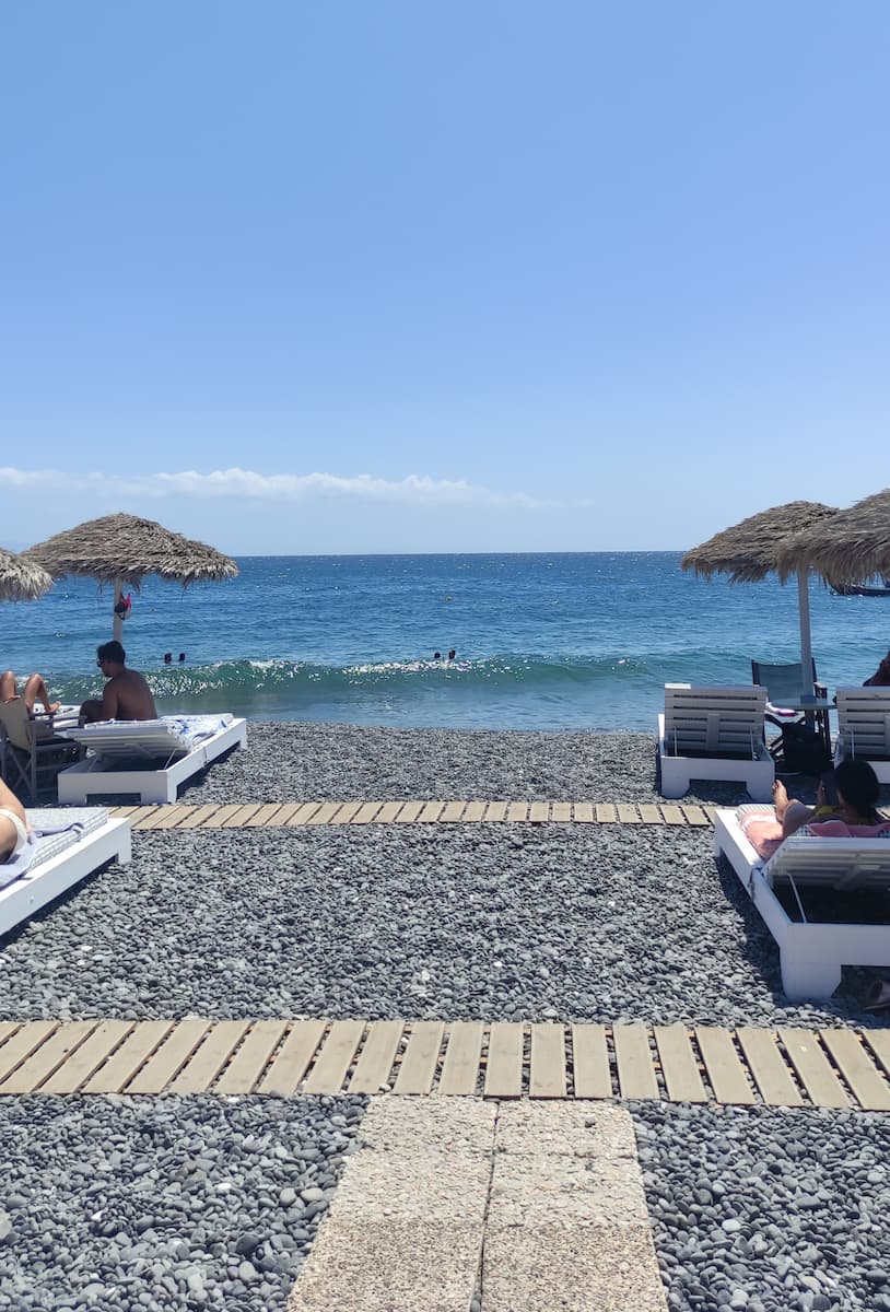 Kamari Beach, Santorini Kamari Beach, Santorini