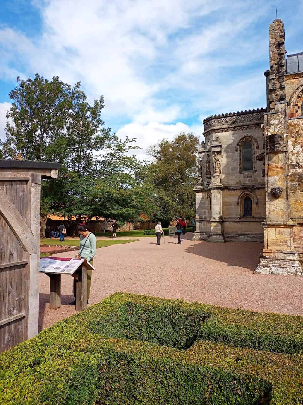 Rosslyn Chapel Yard, Scotland Rosslyn Chapel Yard, Scotland