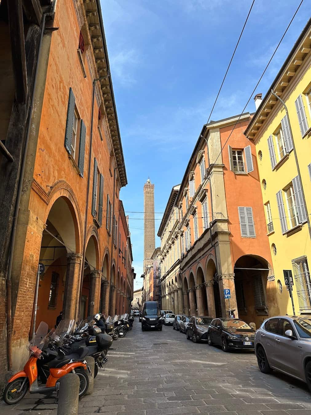 Streets Near Asinelli Tower, Italy Streets Near Asinelli Tower, Italy