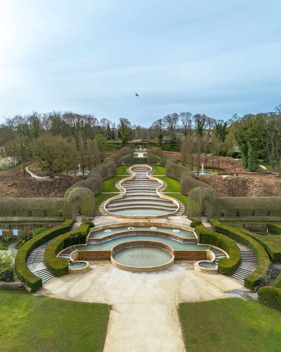Alnwick Castle & Gardens, England Alnwick Castle & Gardens, England