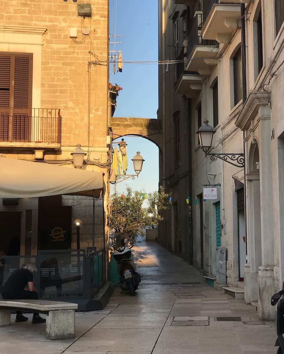 Bari: Piazza Mercantile Bari: Piazza Mercantile