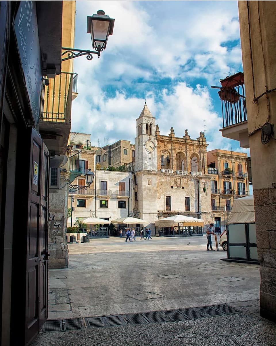 Bari: Piazza Mercantile Bari: Piazza Mercantile