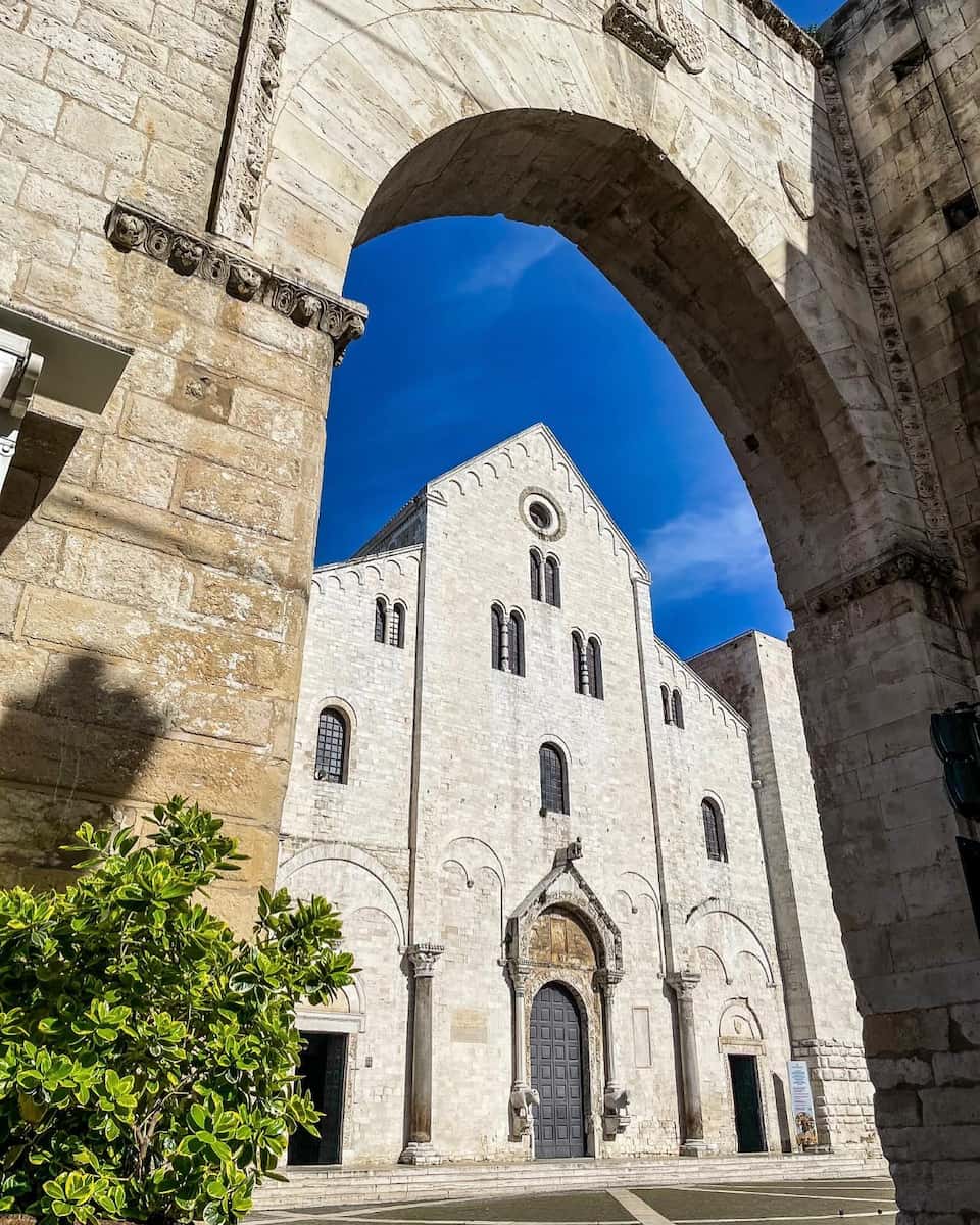 Basilica di San Nicola, Bari Basilica di San Nicola, Bari