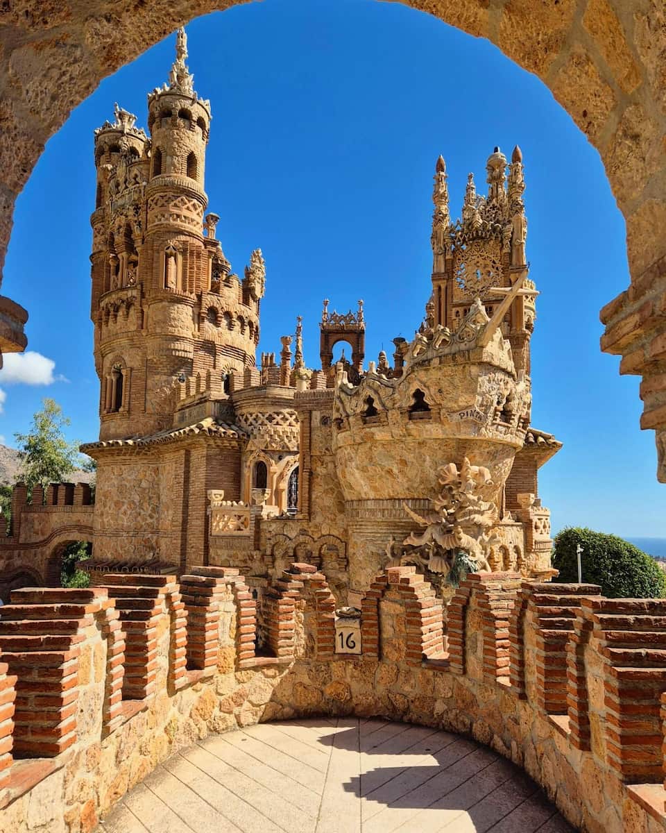Benalmadena: Colomares Castle Benalmadena: Colomares Castle