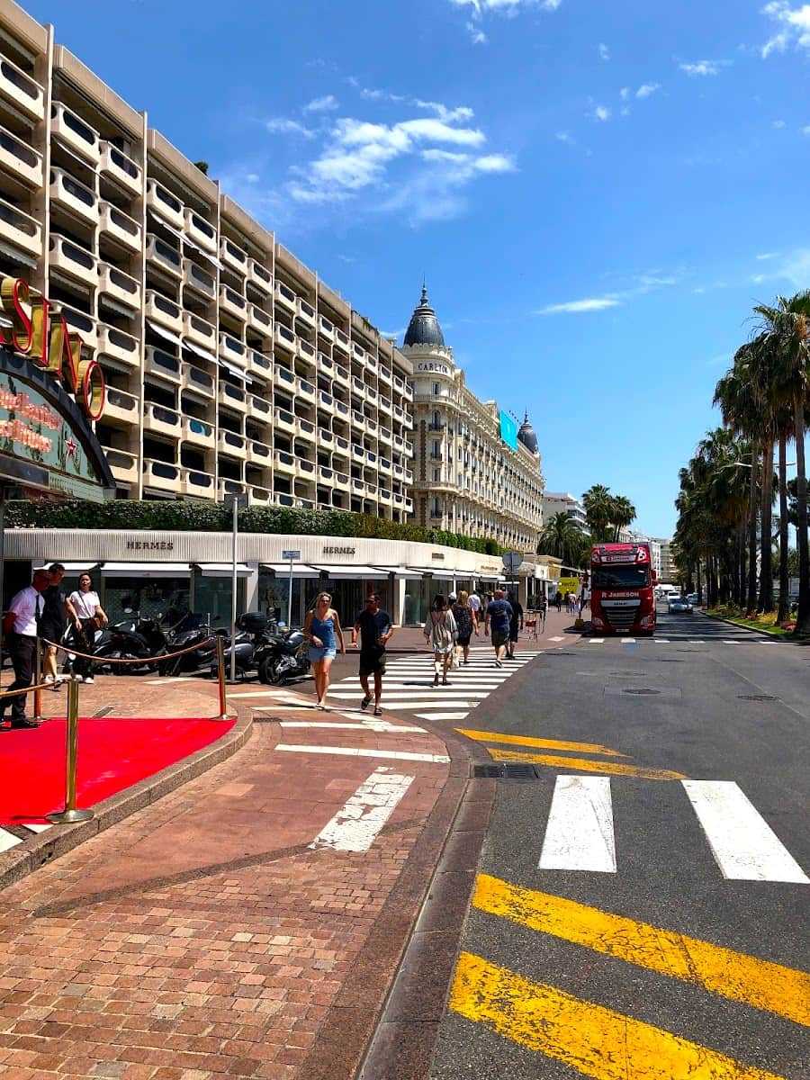 Boulevard de la Croisette, Cannes Boulevard de la Croisette, Cannes