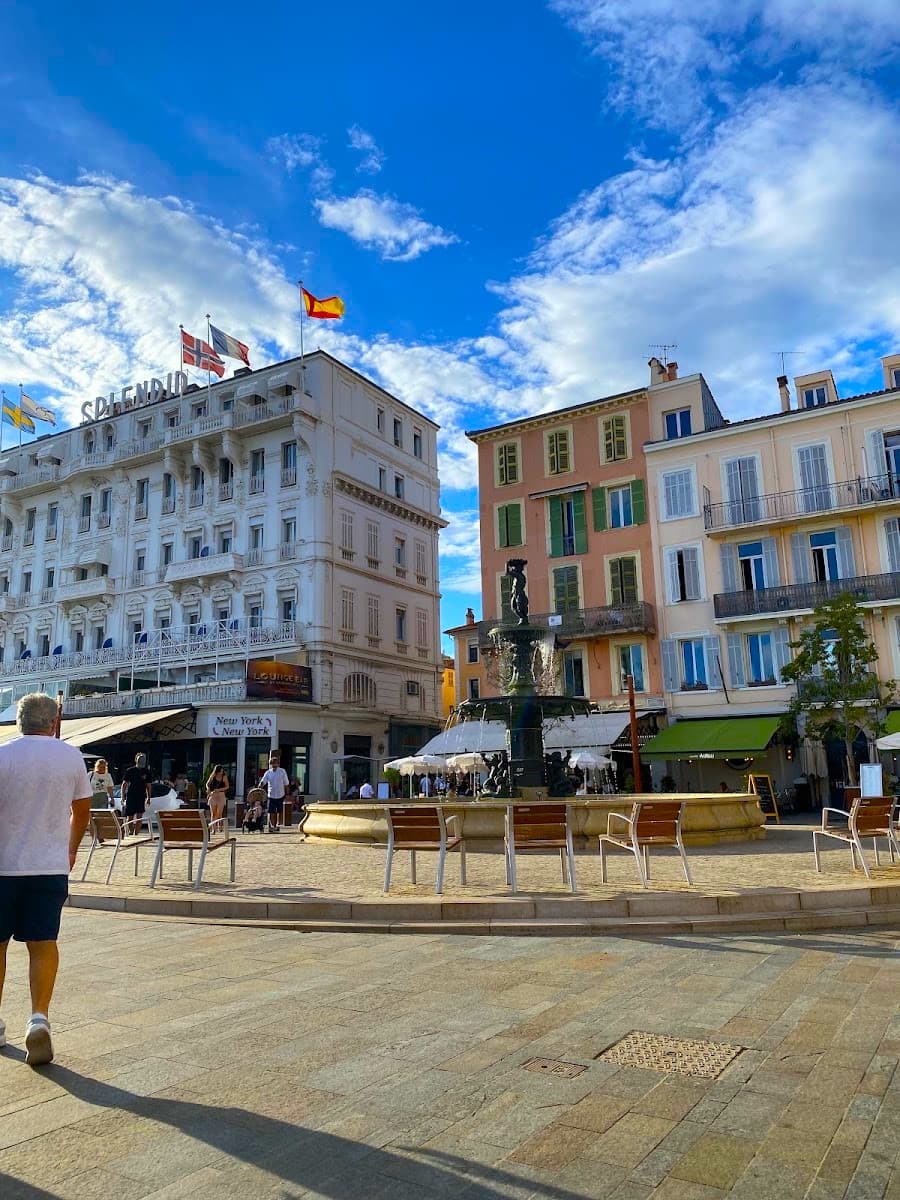Boulevard de la Croisette, Cannes Boulevard de la Croisette, Cannes