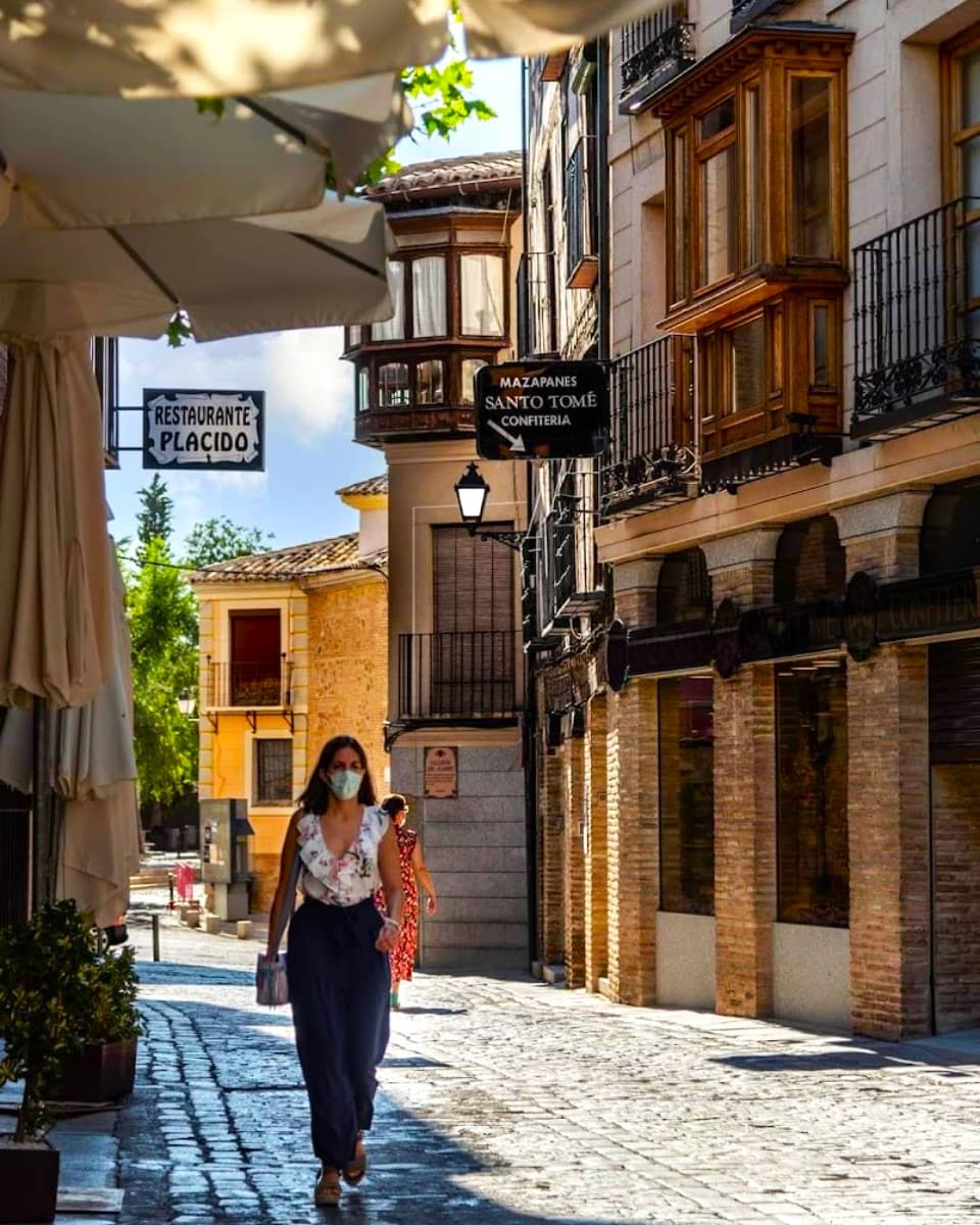 Calle Santo Tomé street, Toledo Calle Santo Tomé street, Toledo