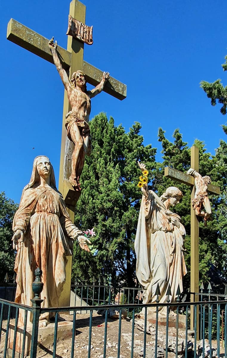 Calvaire Garden Calvaire Garden