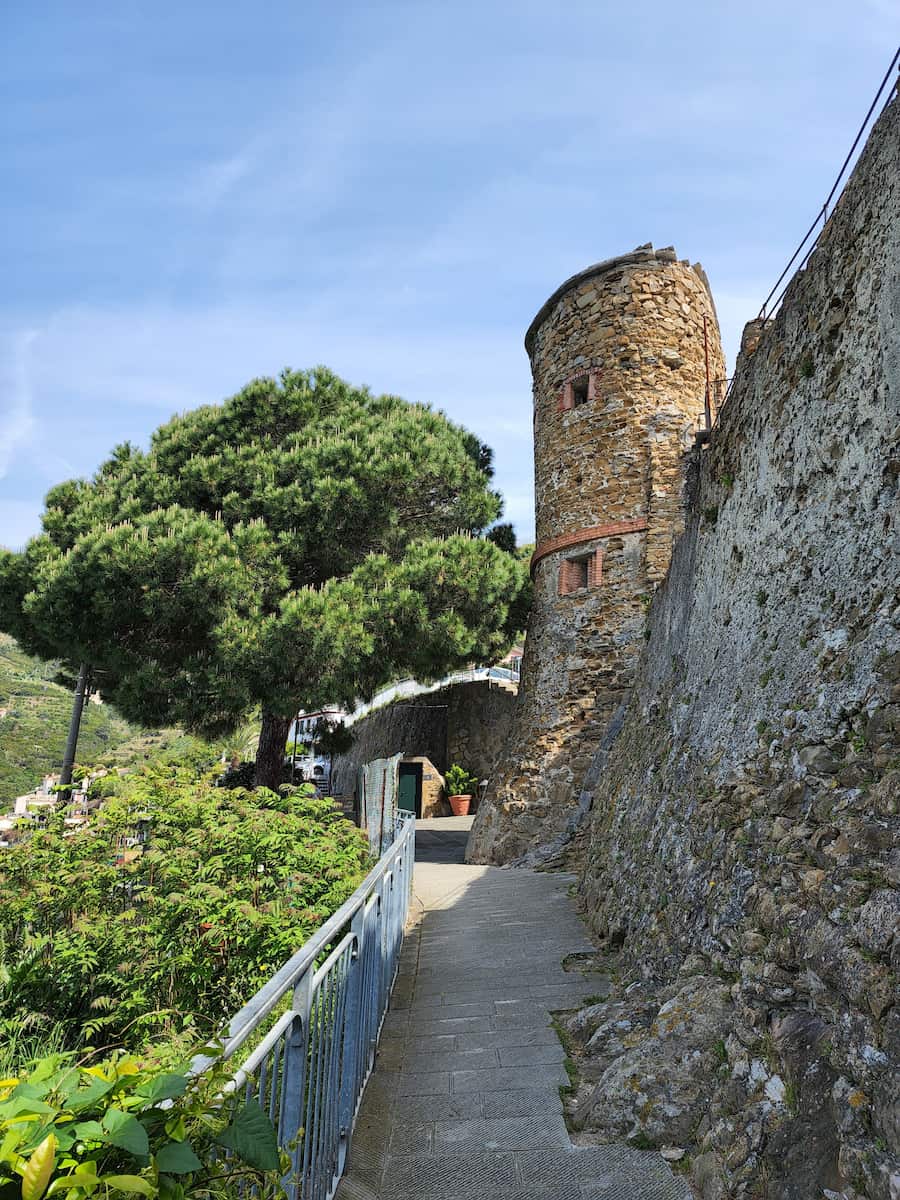 Castello di Riomaggiore Castello di Riomaggiore