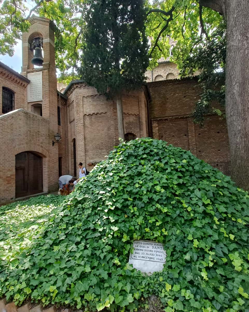 Dante’s Tomb, Ravenna Dante’s Tomb, Ravenna