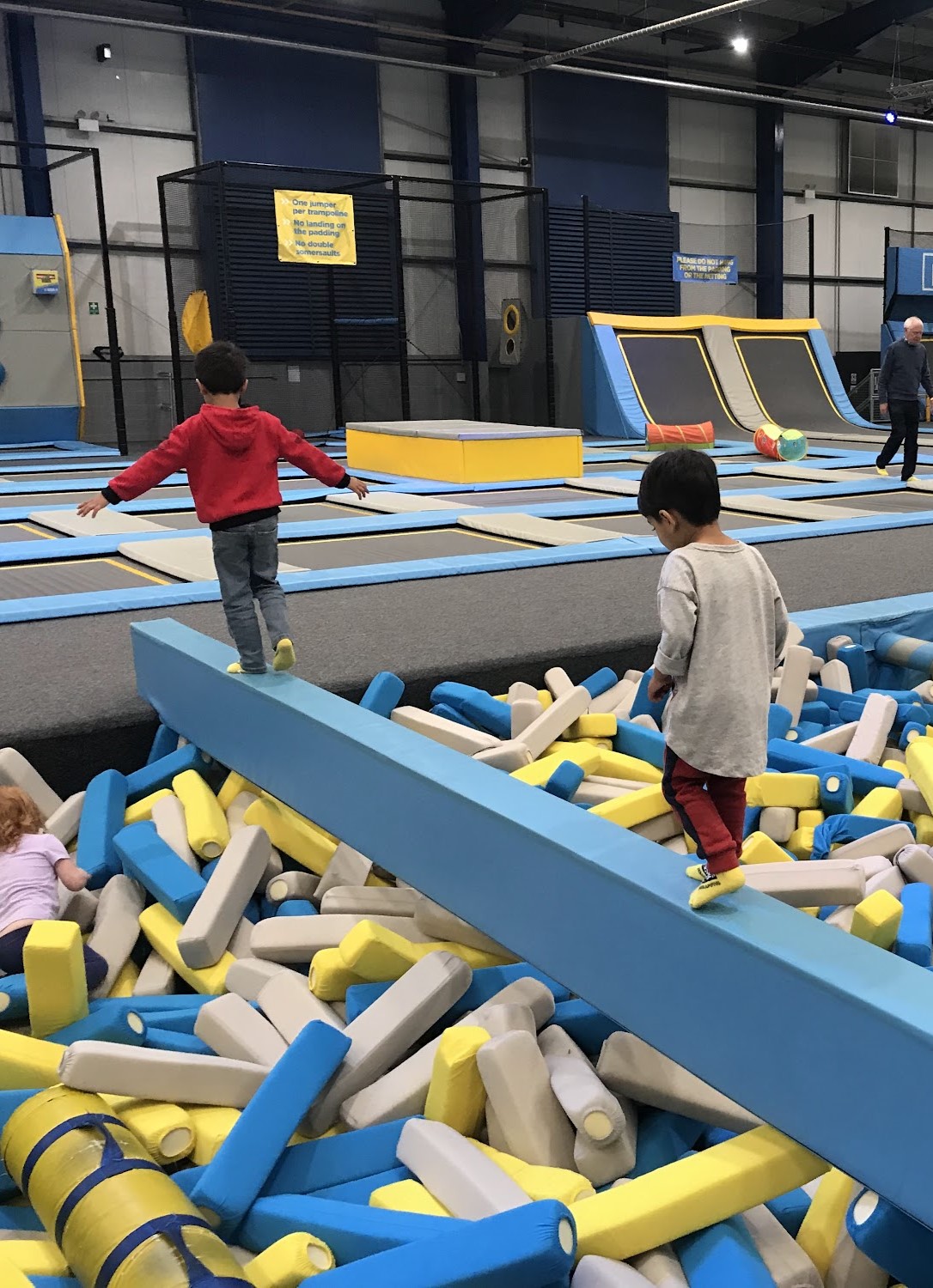 Derby: Oxygen Freejumping Derby: Oxygen Freejumping