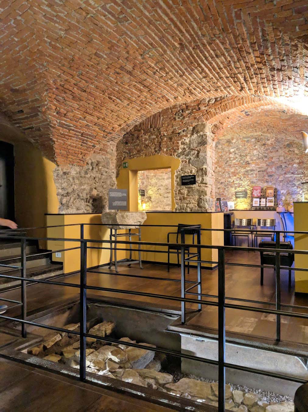 Domus Romana Inside, Lucca Domus Romana Inside, Lucca