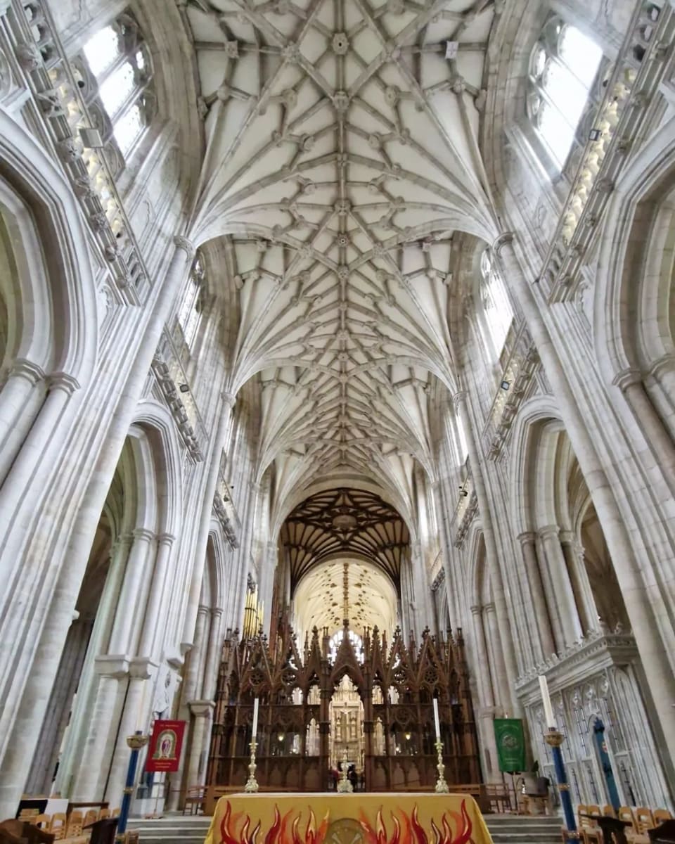 Hall of Winchester Cathedral, Hampshire Hall of Winchester Cathedral, Hampshire
