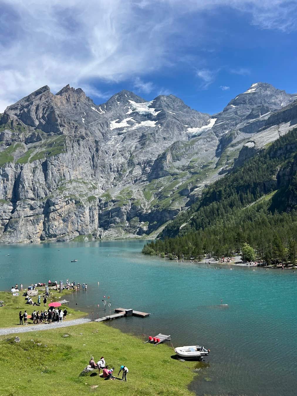 Lake Oeschinensee, Switzerland Lake Oeschinensee, Switzerland