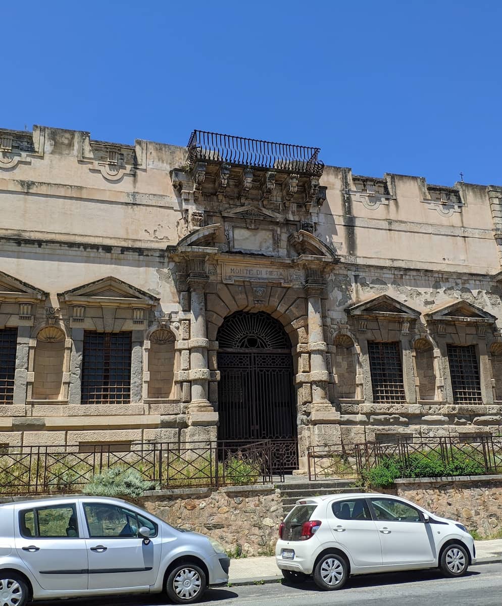 Messina, Palazzo del Monte di PietĆ Messina, Palazzo del Monte di PietĆ