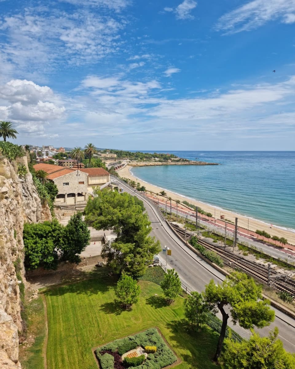 Playa del Milagro, Tarragona Playa del Milagro, Tarragona
