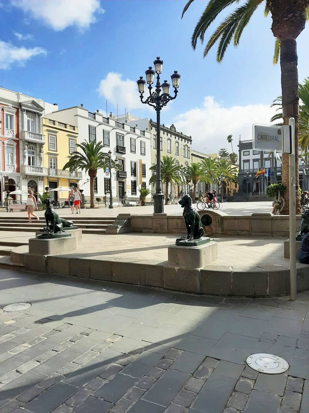 Plaza de Santa Ana Bronze Statues Of Dogs, Las Palmas Plaza de Santa Ana Bronze Statues Of Dogs, Las Palmas