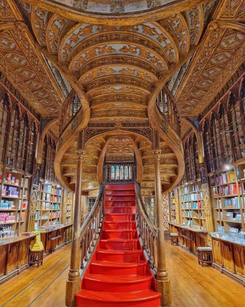 Porto: Livraria Lello Porto: Livraria Lello