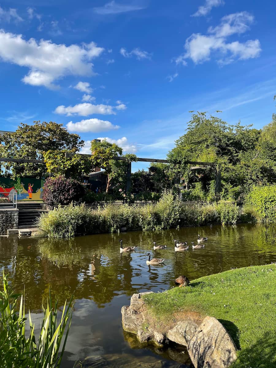 Queen's Park Swindon Queen's Park Swindon