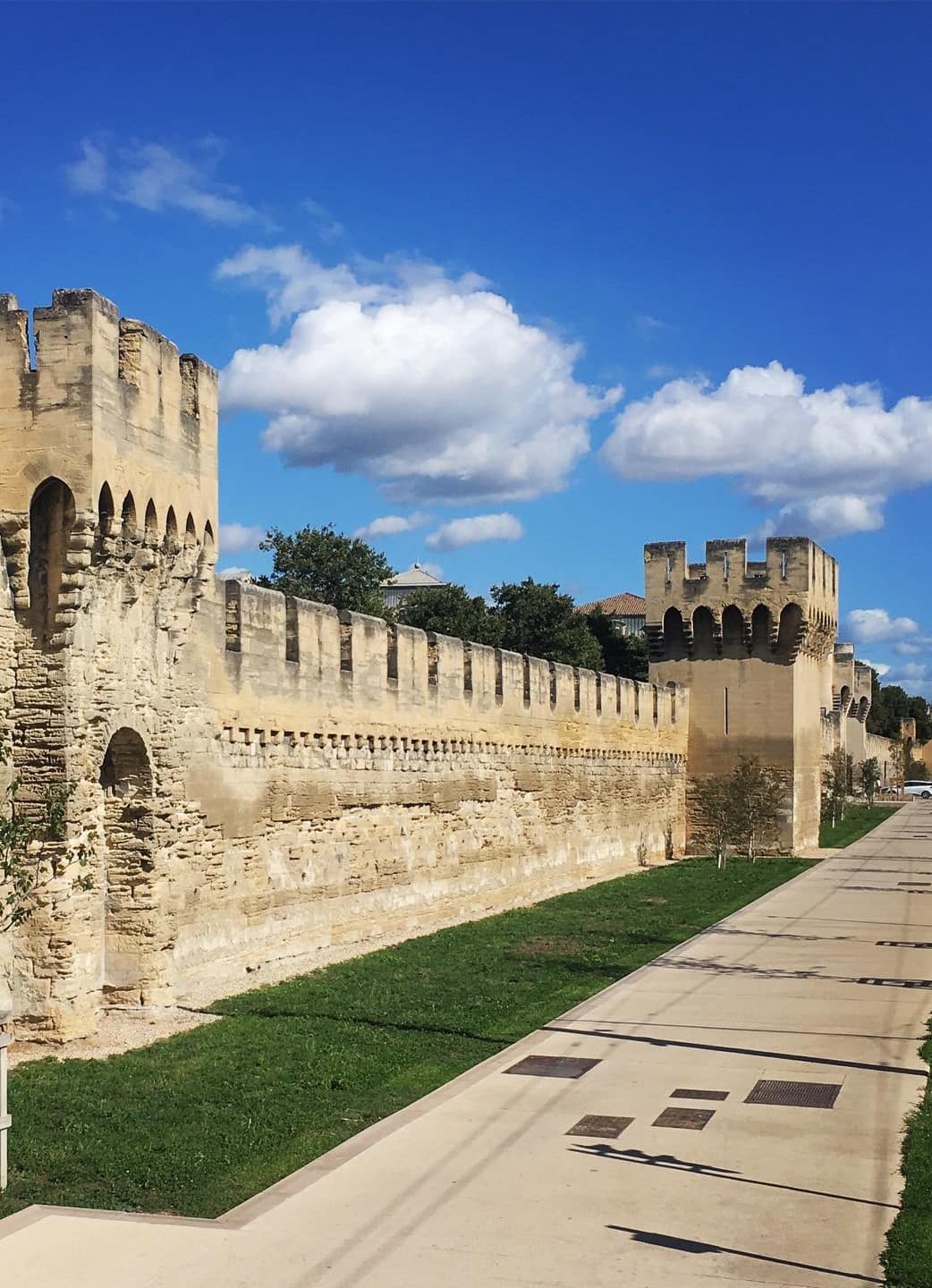 Remparts d'Avignon Remparts d'Avignon