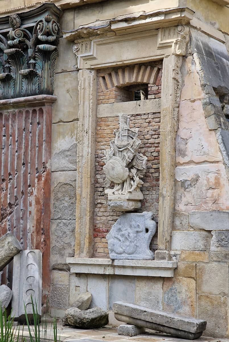 Roman Ruins in Vienne