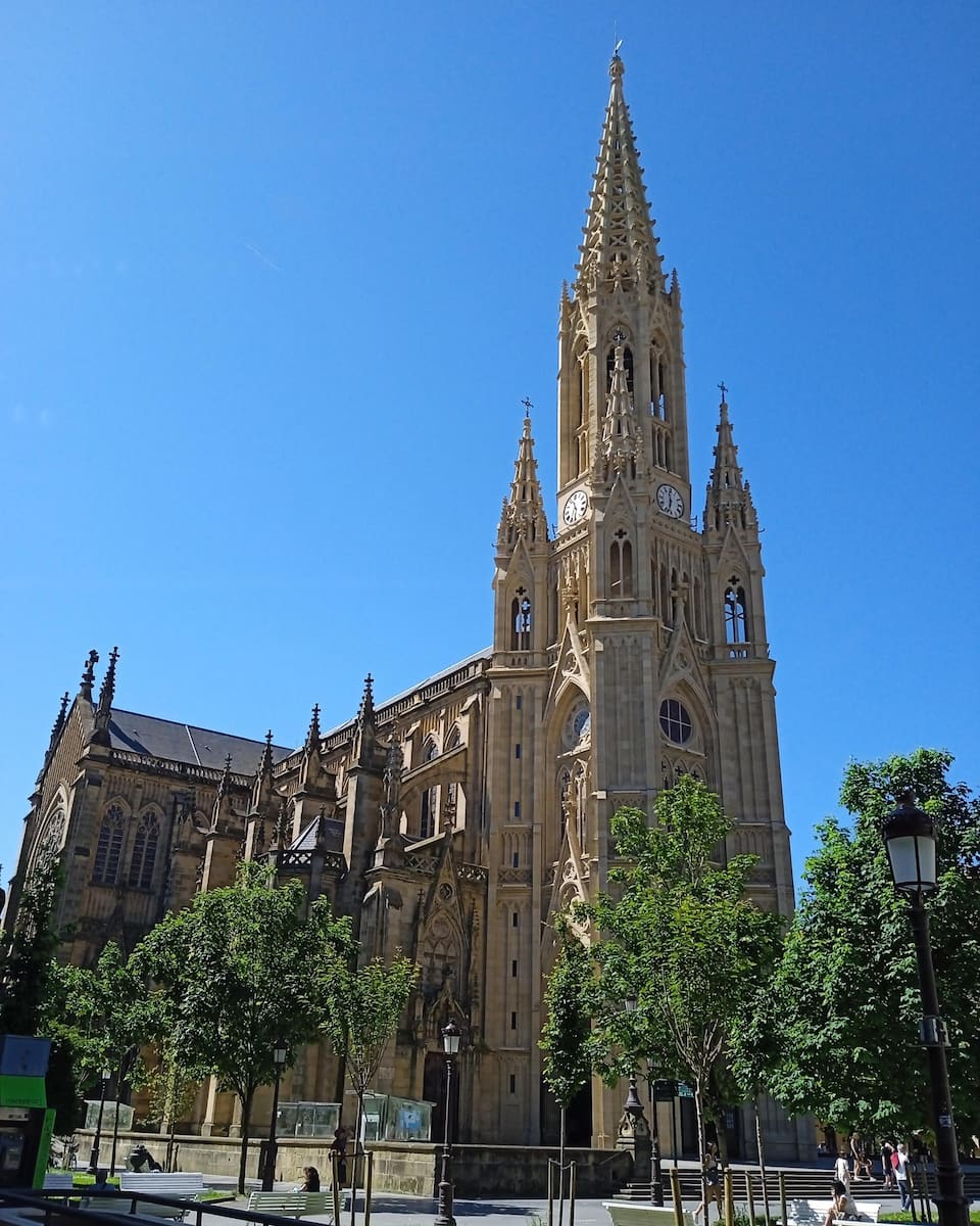 San Sebastian: Buen Pastor Cathedral San Sebastian: Buen Pastor Cathedral