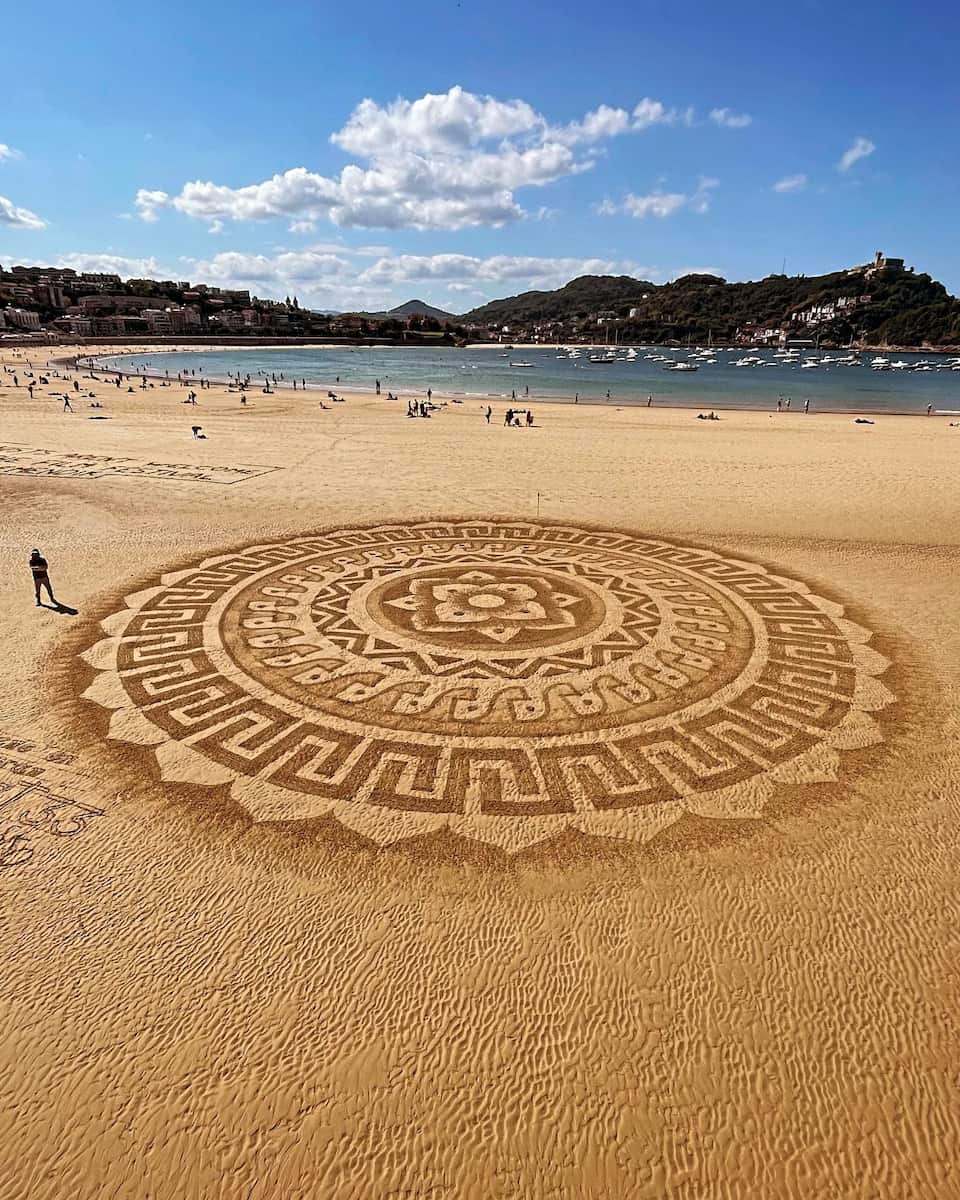 San Sebastian: La Concha Beach San Sebastian: La Concha Beach