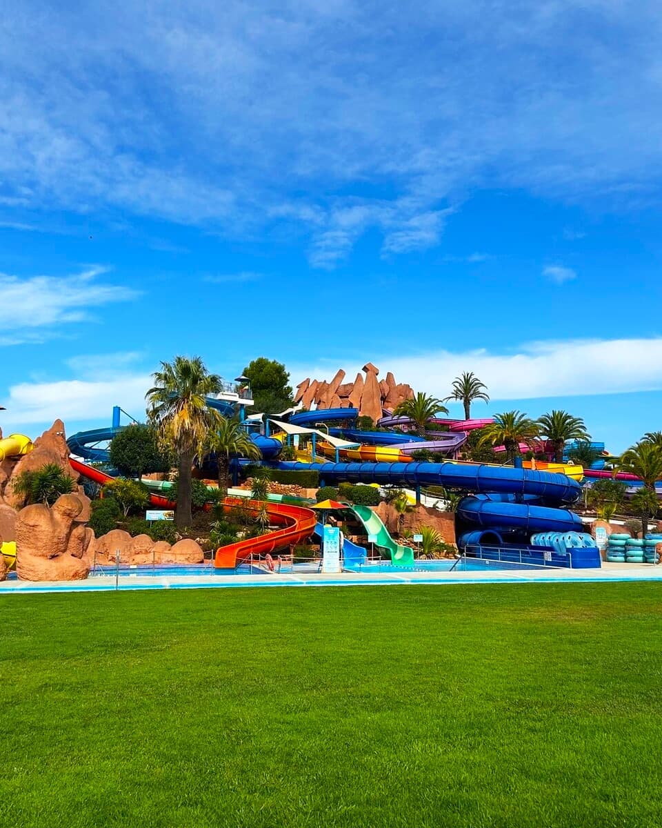 Slide & Splash Water Park, Lagos Slide & Splash Water Park, Lagos