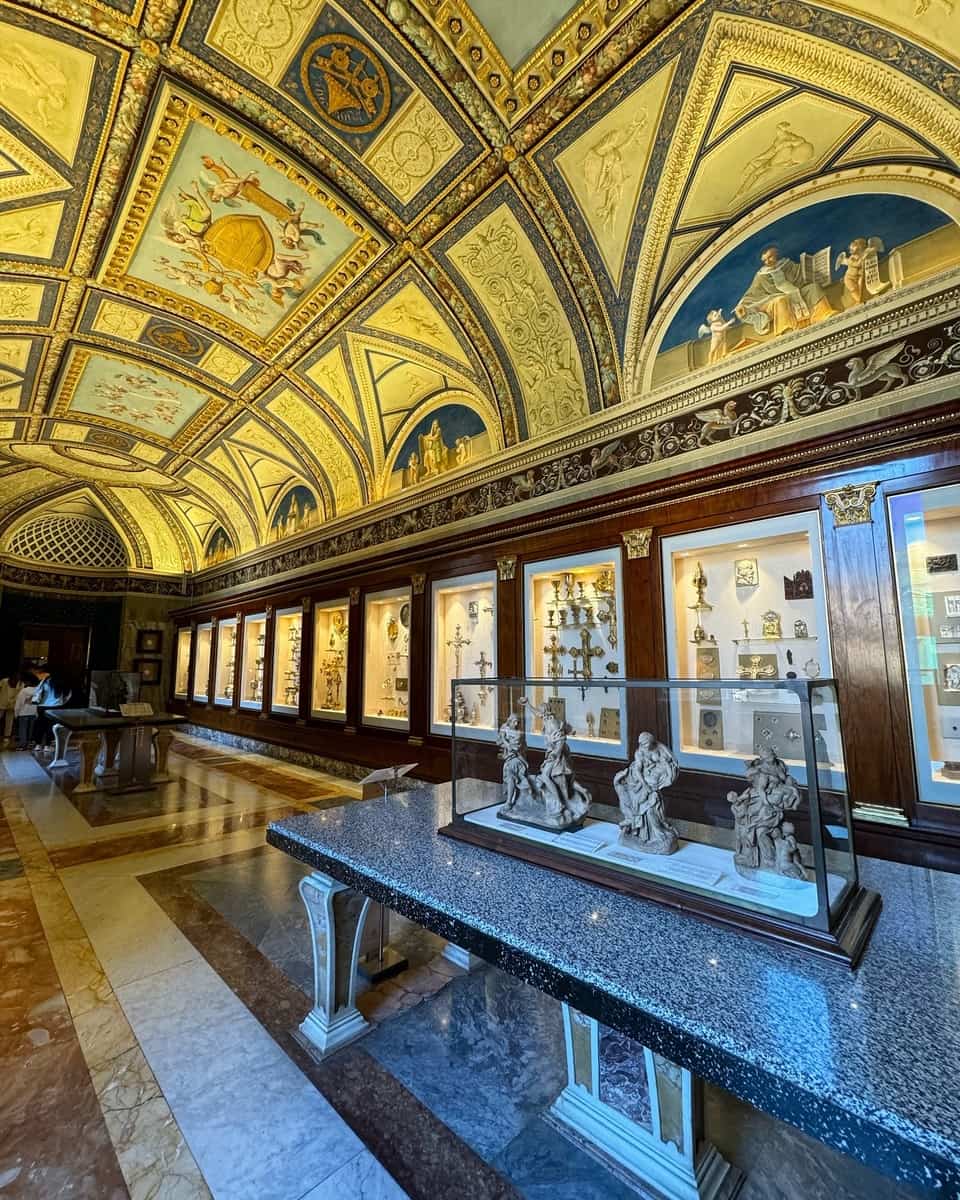 St. Peterās Basilica, Vatican St. Peterās Basilica, Vatican