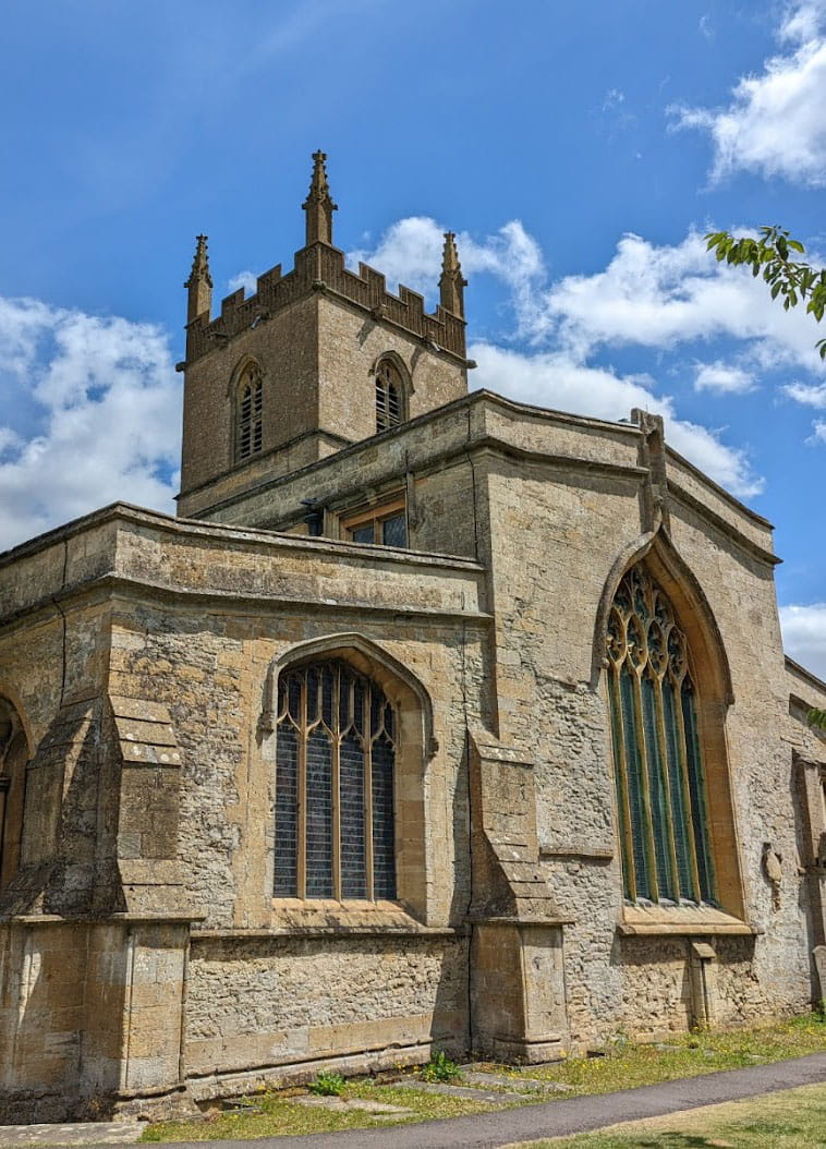St Edwardâs Church, England St Edwardâs Church, England