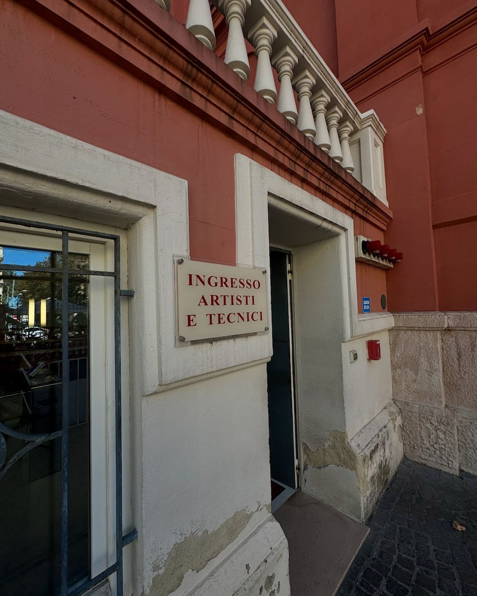 Bari: Teatro Petruzzelli Bari: Teatro Petruzzelli