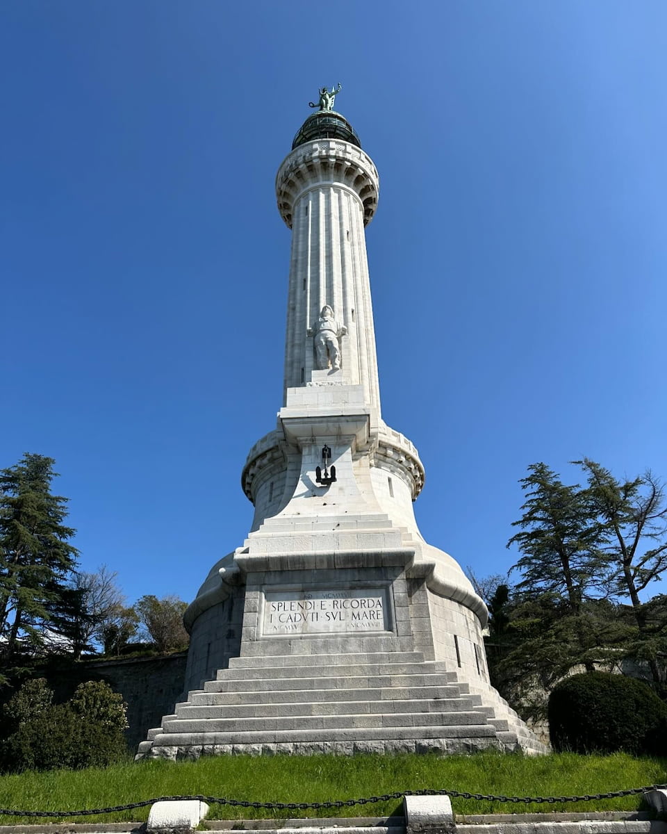 Trieste: Victory Lighthouse Trieste: Victory Lighthouse