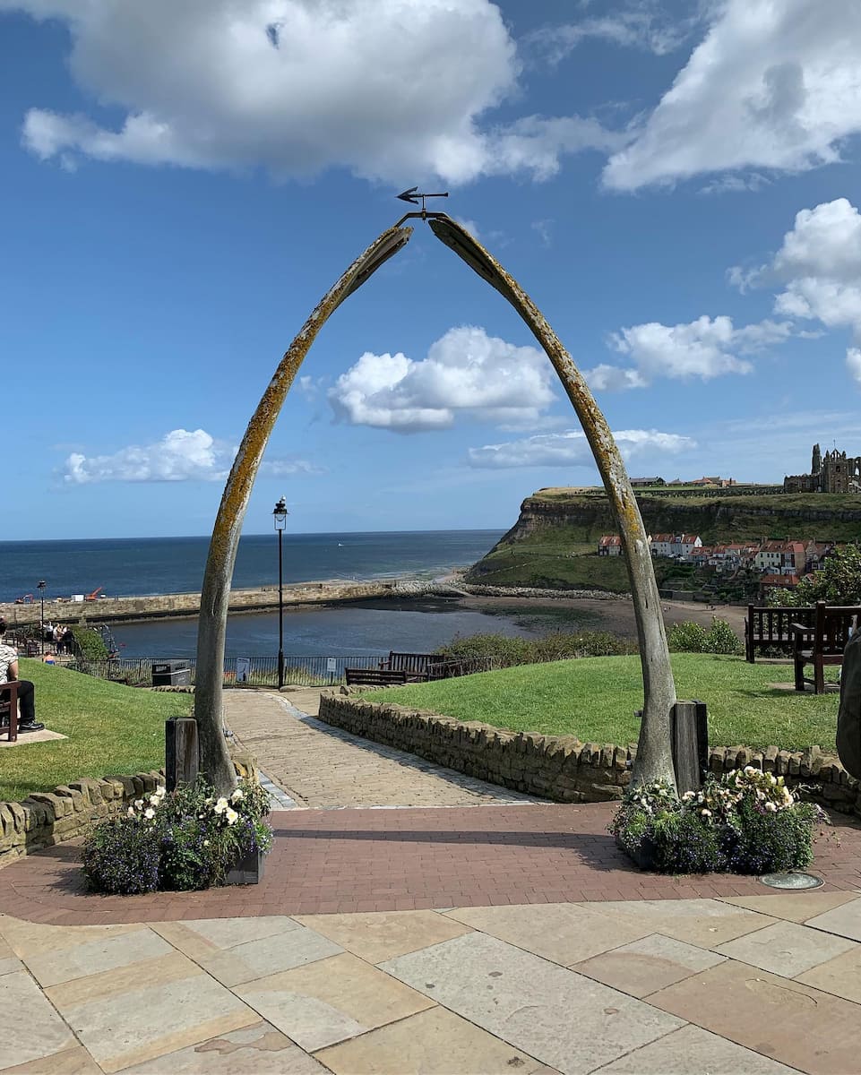 Whitby: Whalebone Arch Whitby: Whalebone Arch