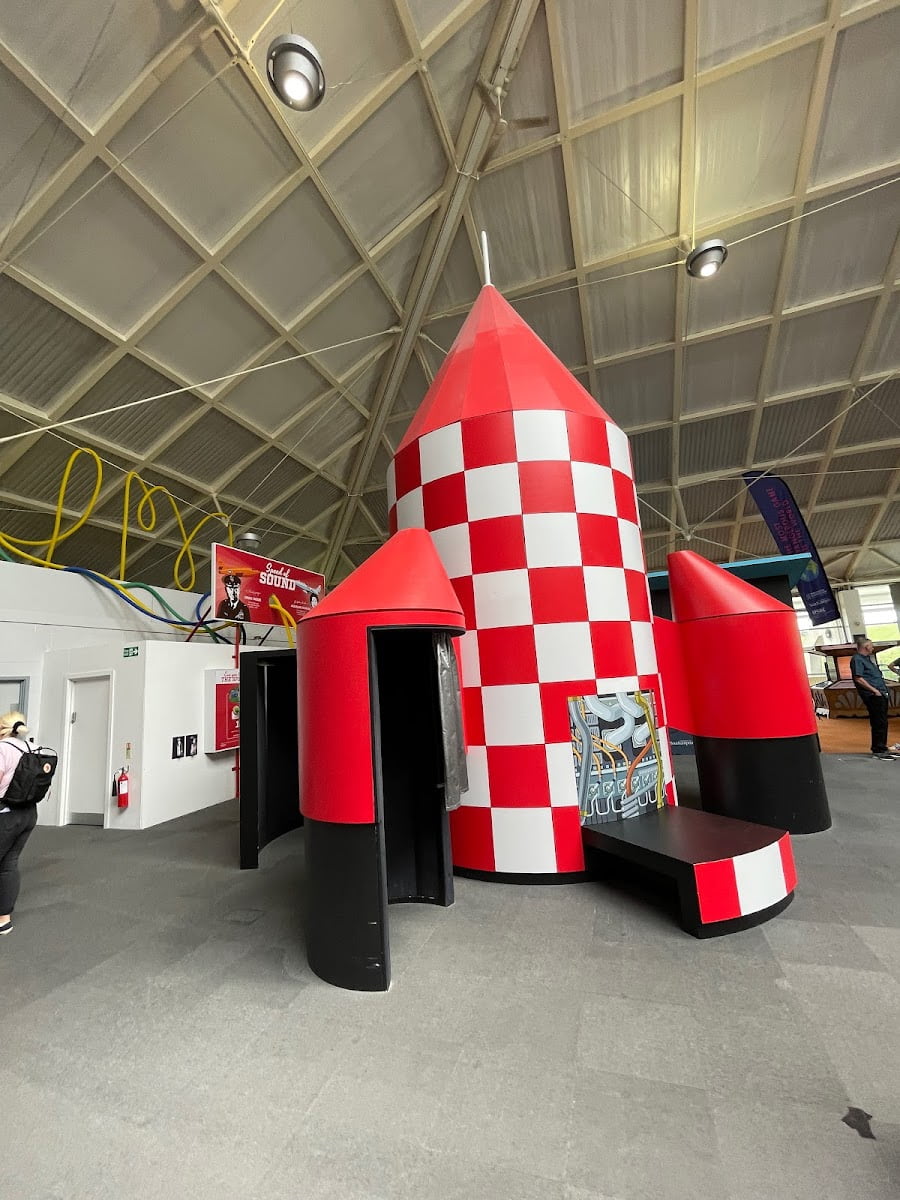 Winchester Science Centre, Hampshire Winchester Science Centre, Hampshire