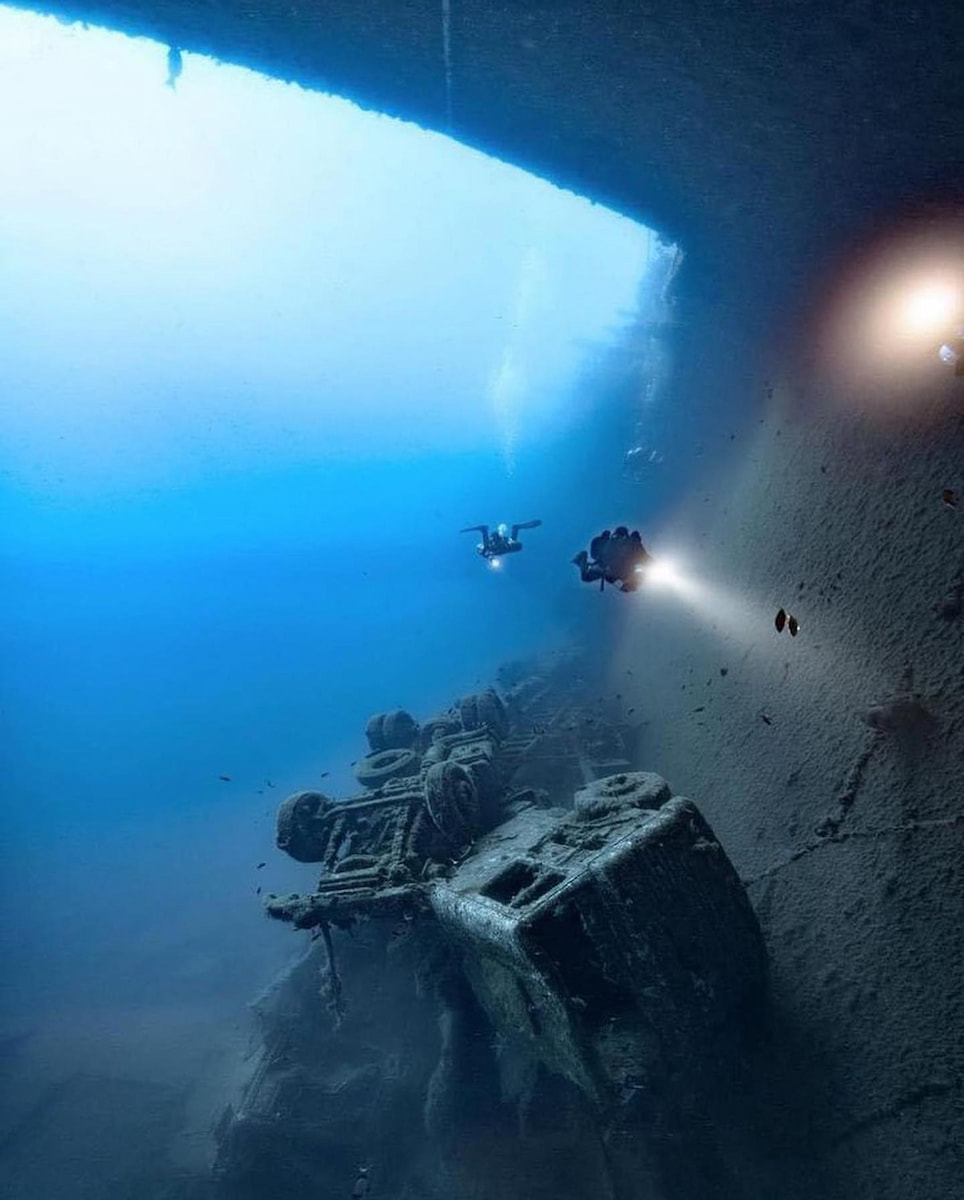Zenobia Shipwreck, Larnaca Zenobia Shipwreck, Larnaca