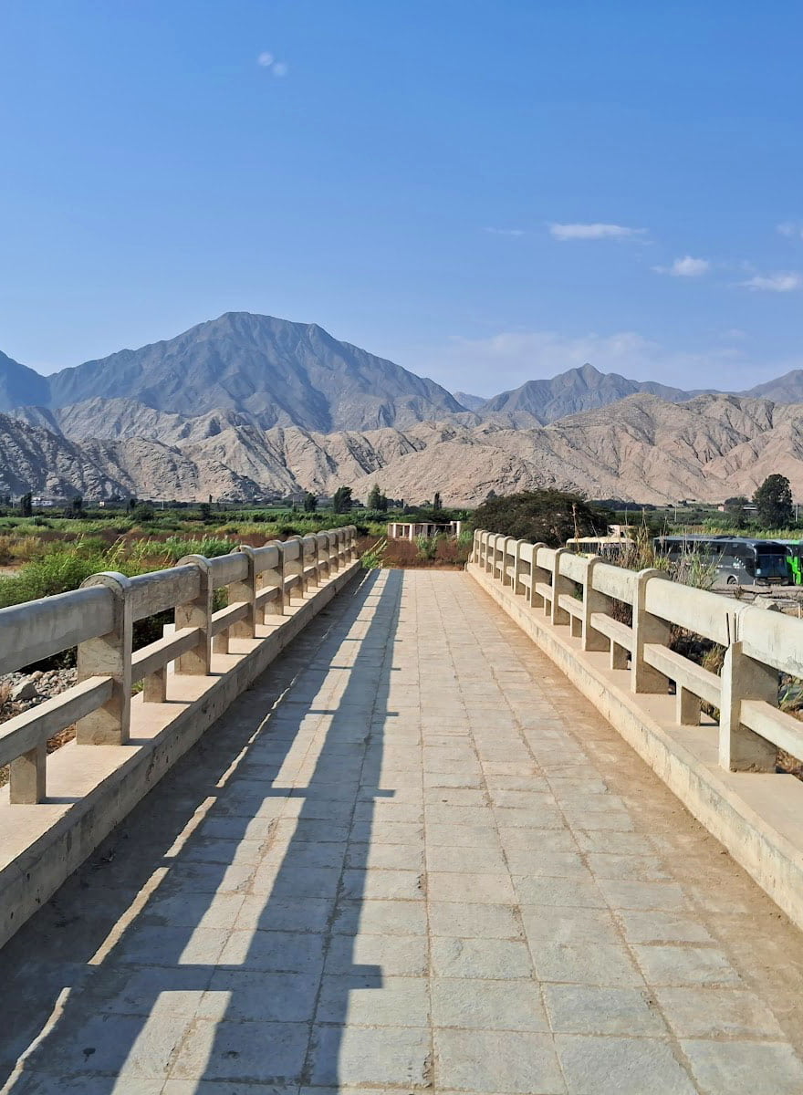 Caral Bridge, Lima