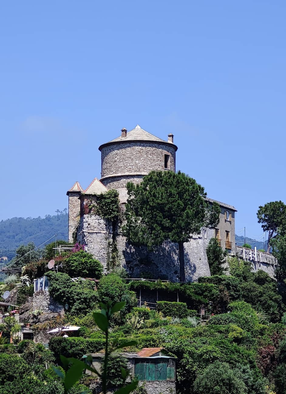 Castello Brown Castello Brown