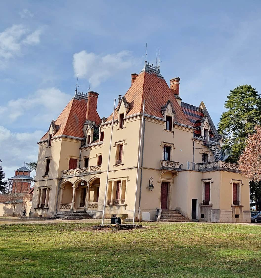 Château de l'Éclair, Beaujolais