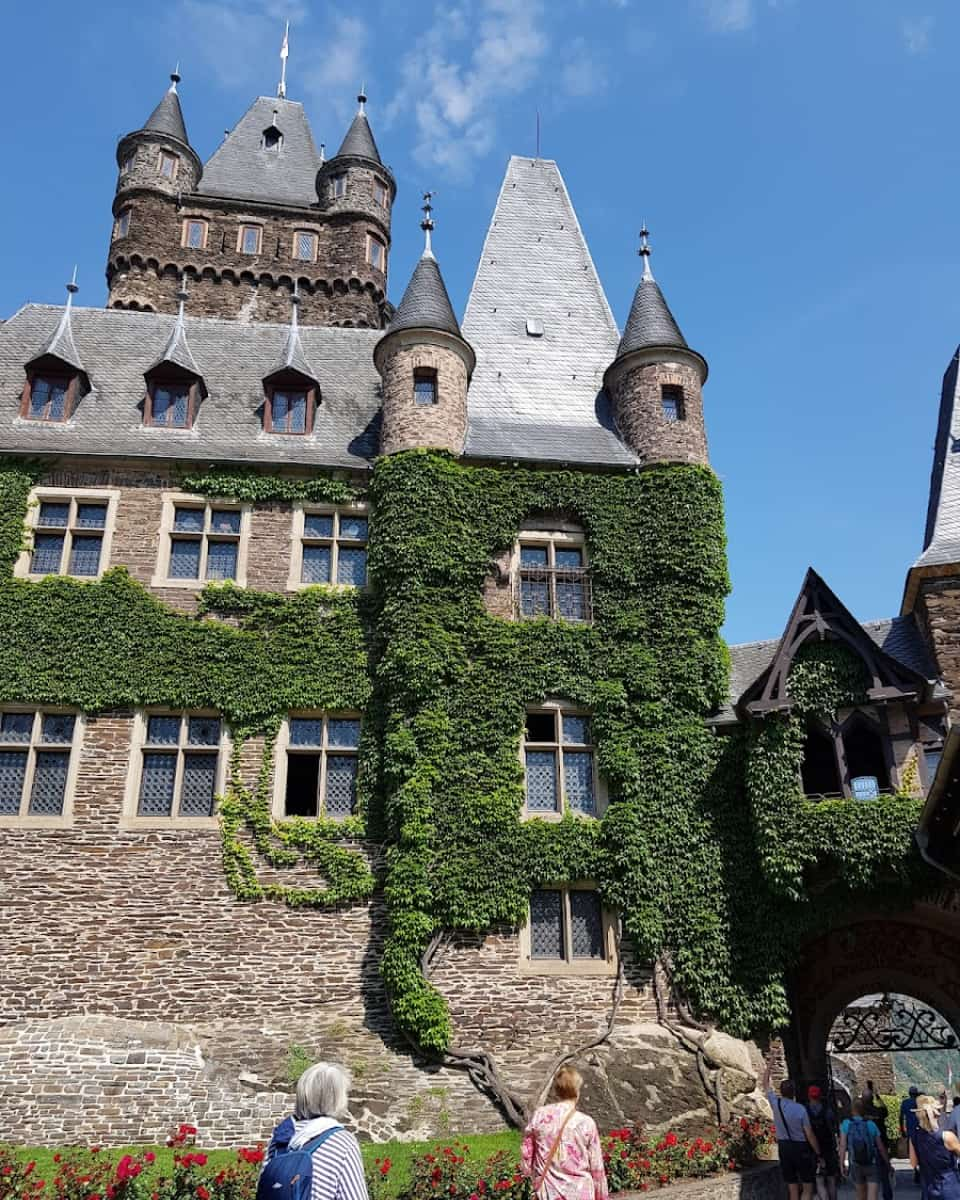 Eltz Castle, Frankfurt