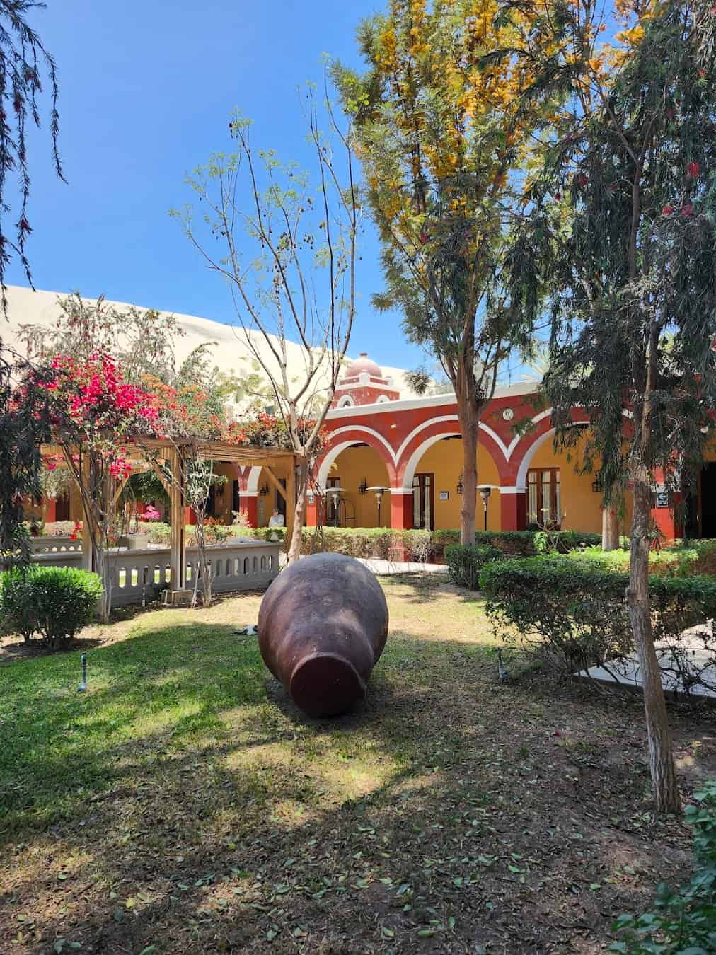 Huacachina Old Building, Lima