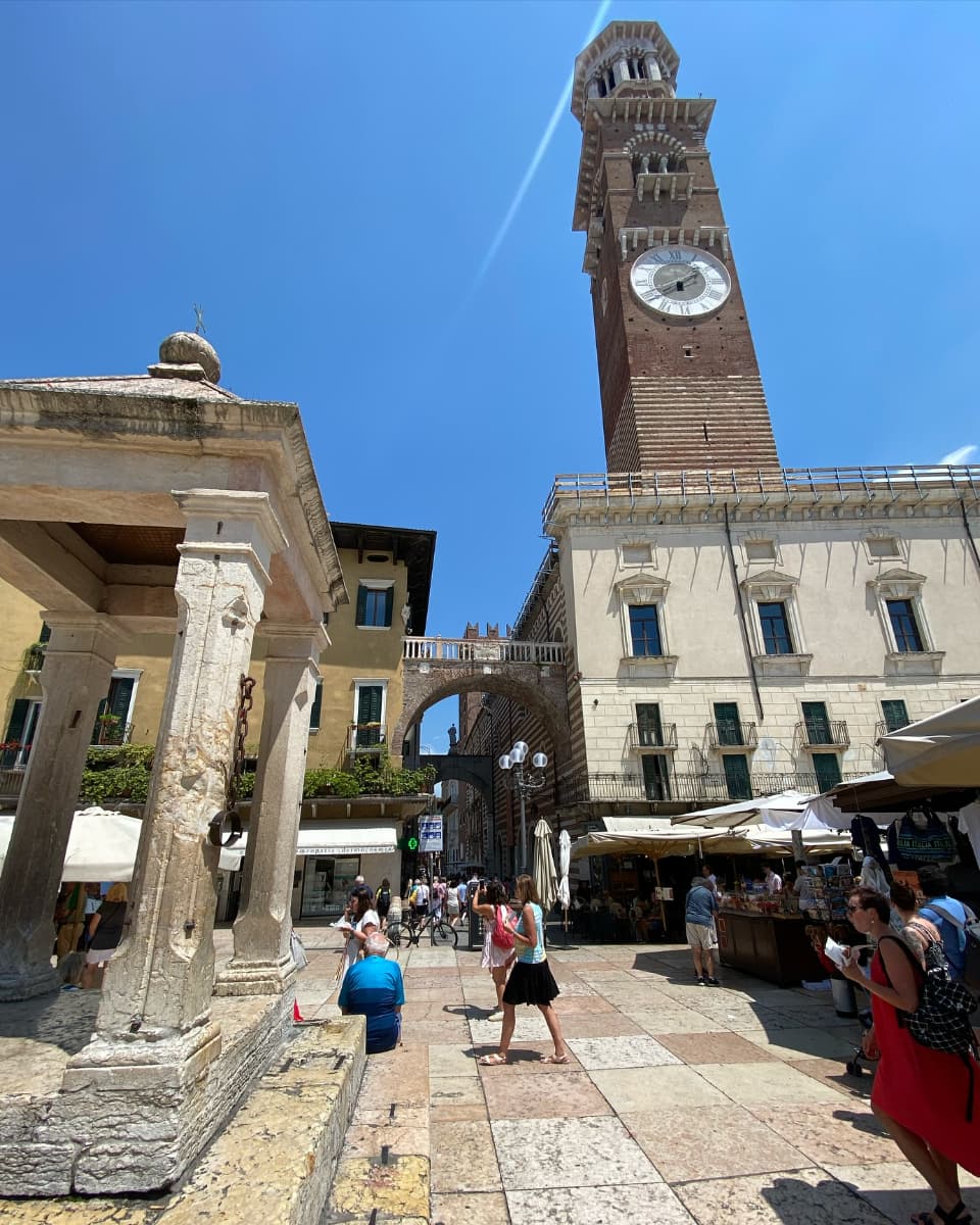 Piazza delle Erbe, Padua Piazza delle Erbe, Padua
